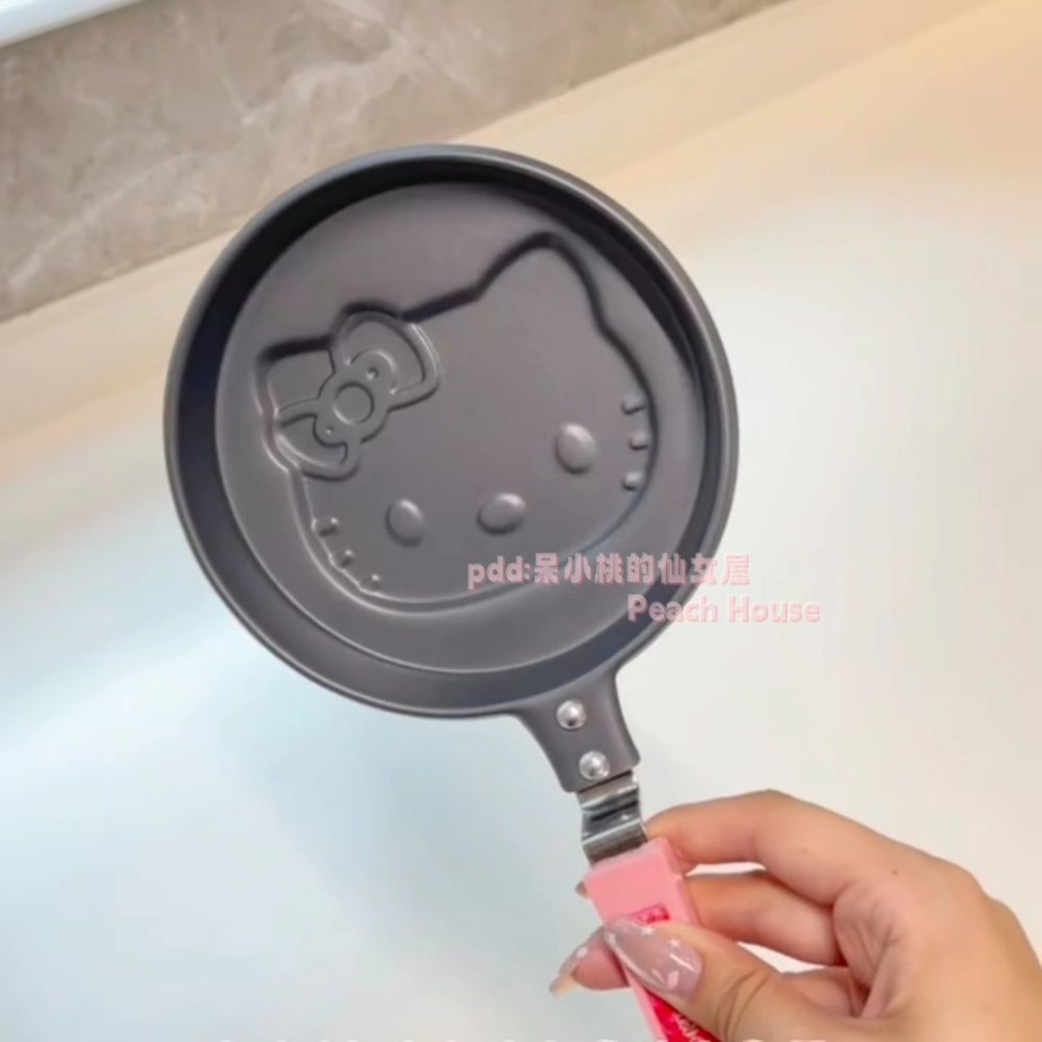 Cute Sanrio HelloKitty Mini No - Kitchen Gadgets In Japan のレビューと価格