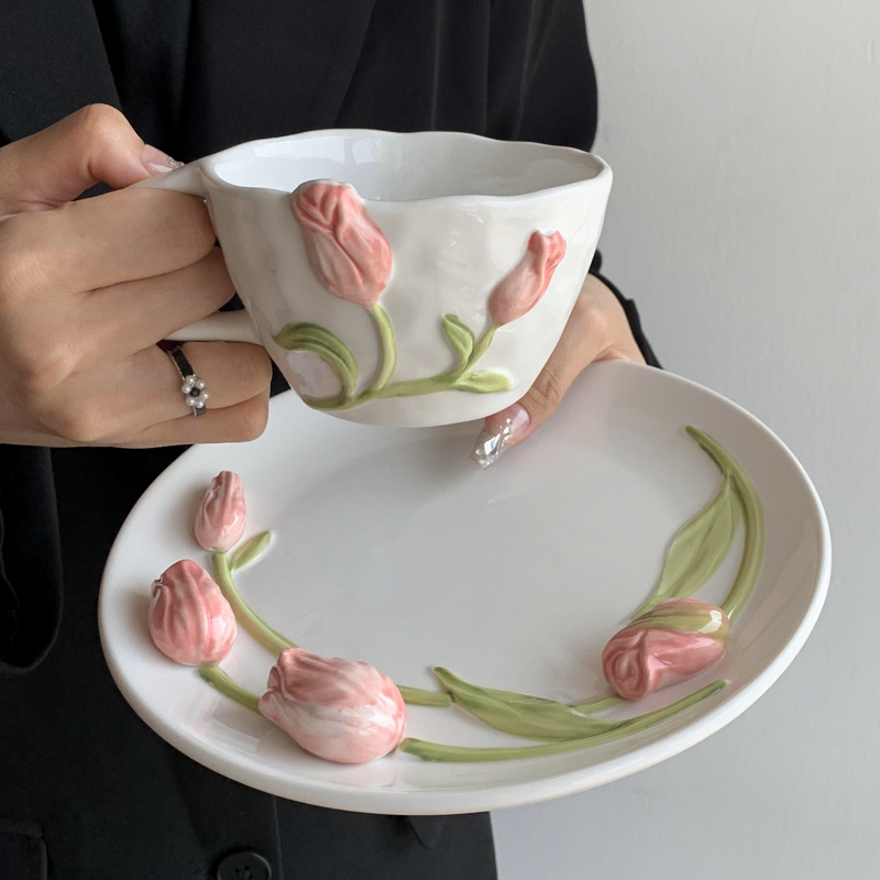 Tulip Ceramic Mug Embossed Flo - Kitchen Gadgets Best のレビューと価格
