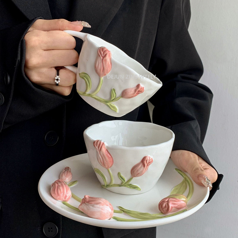 Tulip Ceramic Mug Embossed Flo - Kitchen Gadgets Best のレビューと価格