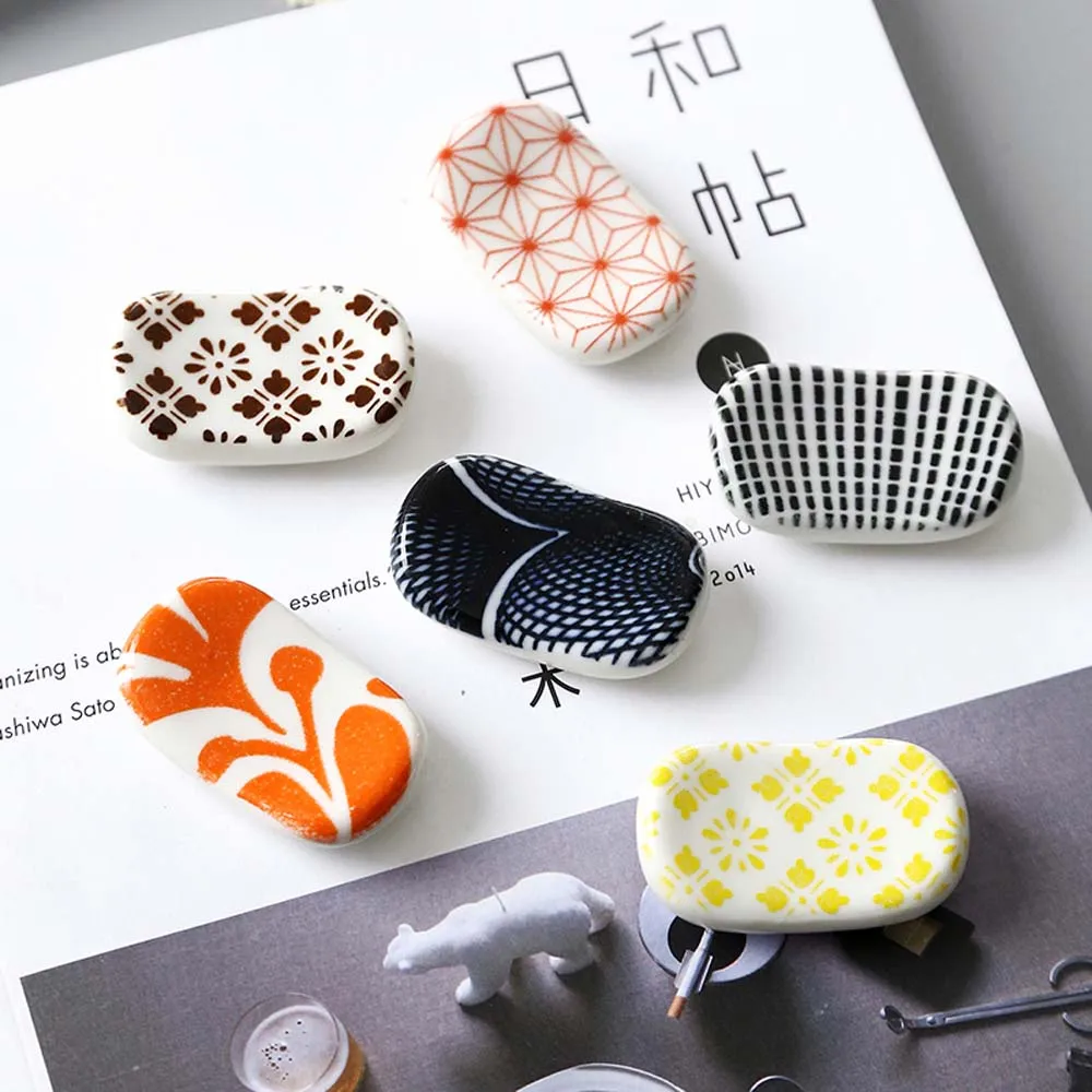 Japanese Style Chopsticks Spoo - Kitchen Gadgets Holder のレビューと価格