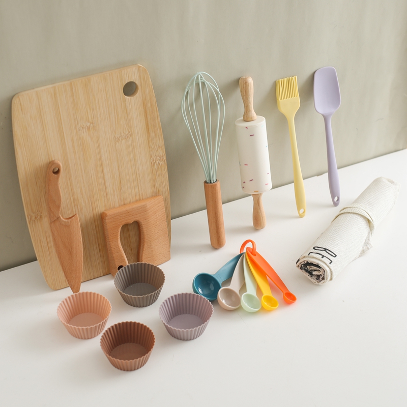 Montessori Kids Play Kitchen S - Kitchen Gadgets For Kids のレビューと価格