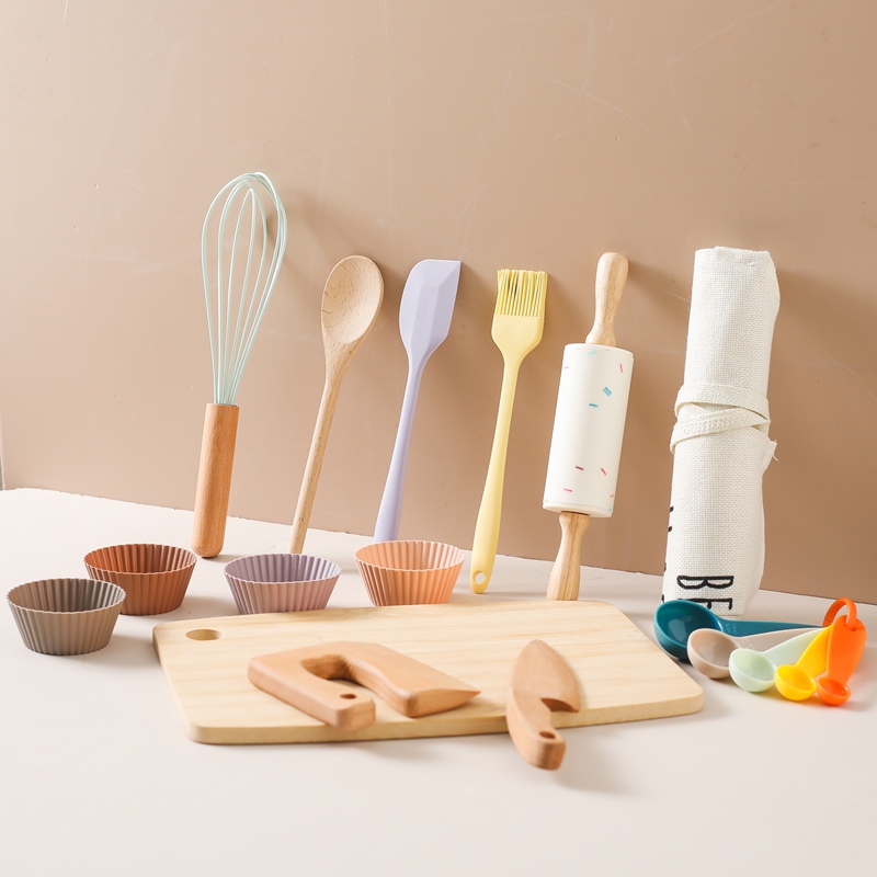Montessori Kids Play Kitchen S - Kitchen Gadgets For Kids のレビューと価格